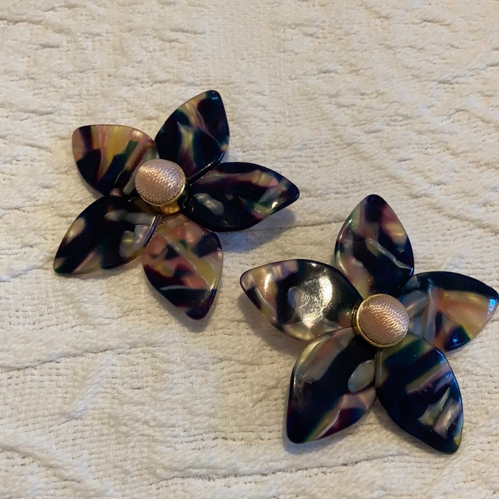 Bauble Bar statement earrings 🌺 - Picture 3 of 6